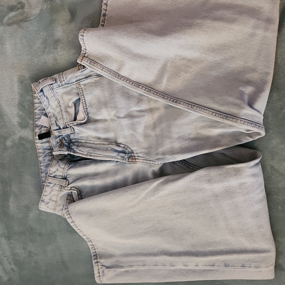 H&M Divided jeans